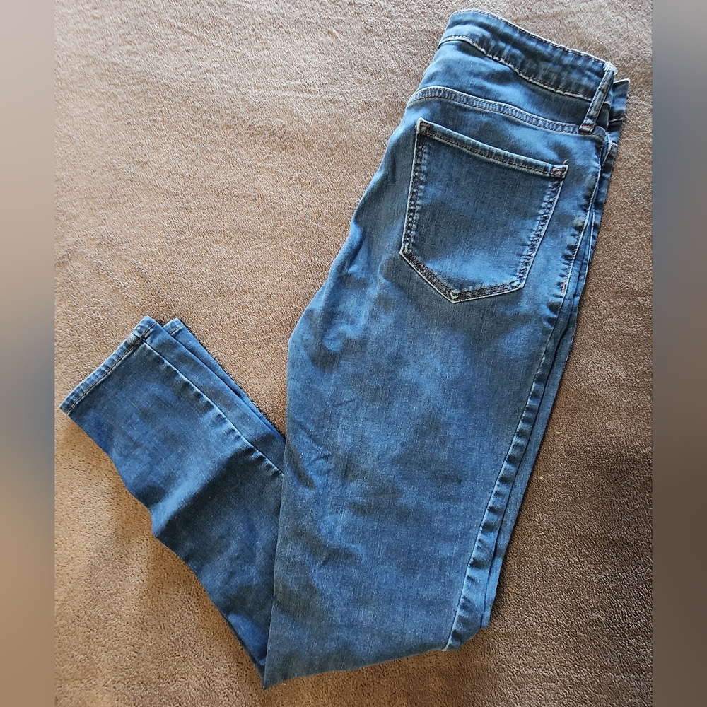 Old Navy Rockstar Super Skinny
